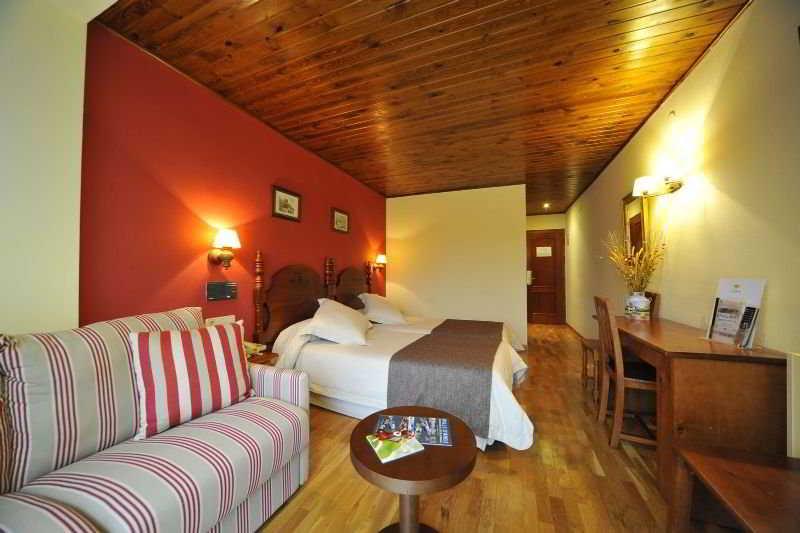 Hotel La Morera Valencia D'Aneu 외부 사진