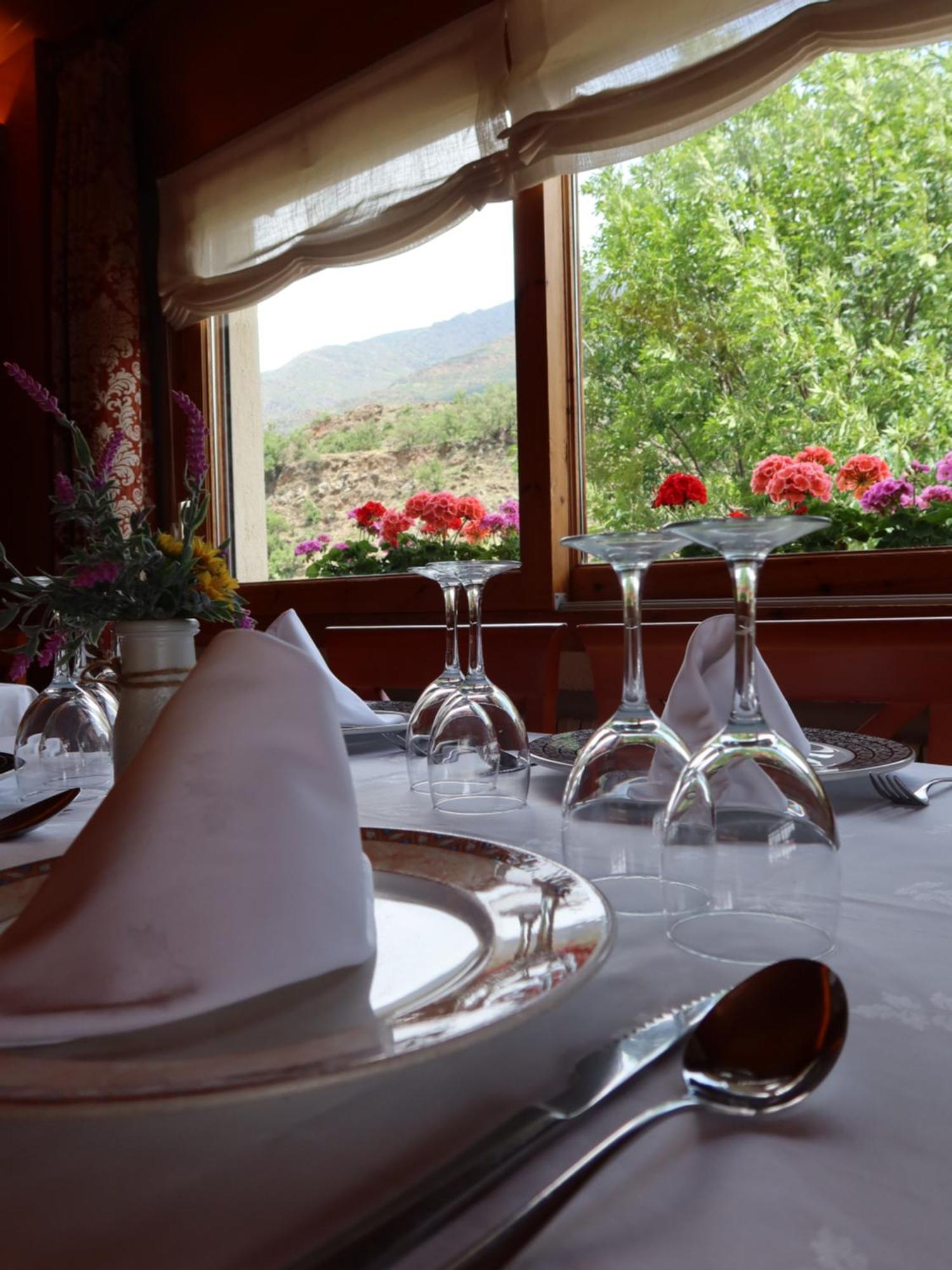 Hotel La Morera Valencia D'Aneu 외부 사진