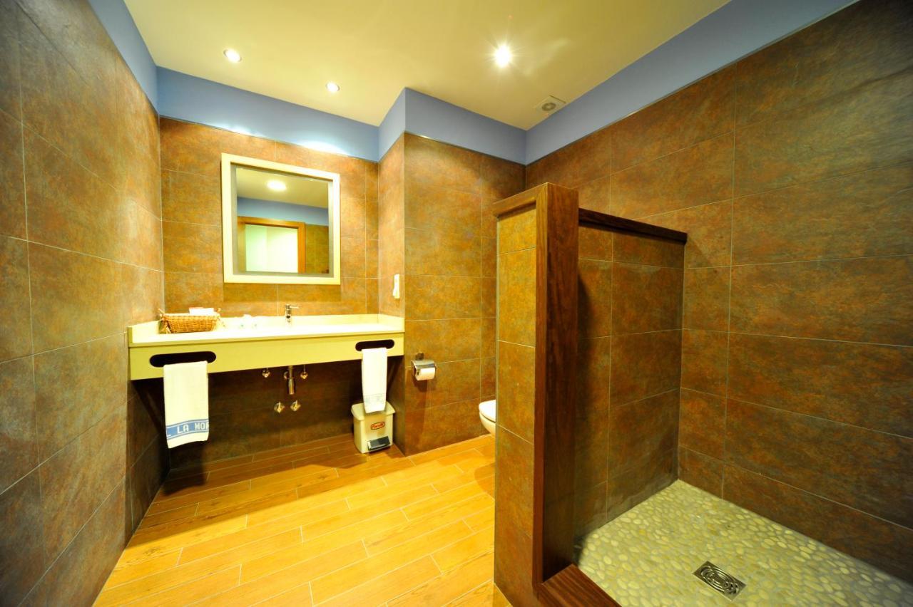 Hotel La Morera Valencia D'Aneu 외부 사진